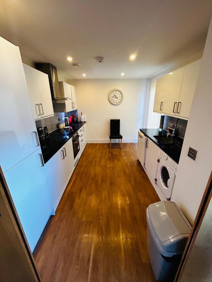 Spacious 3-Bed 3-Bath Luxury Apartment With Balcony Hyde Park Лондон Екстериор снимка