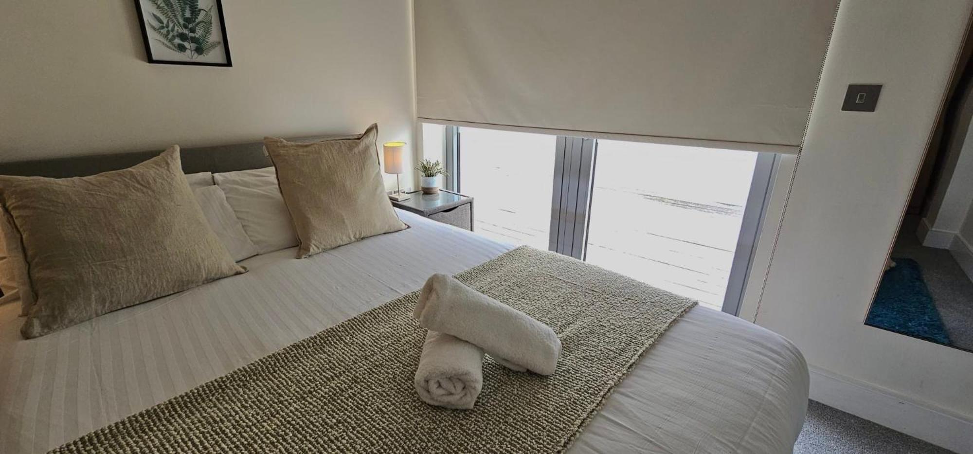 Spacious 3-Bed 3-Bath Luxury Apartment With Balcony Hyde Park Лондон Екстериор снимка